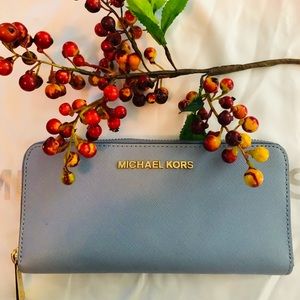 MICHAEL Michael Kors - Jet Set Travel Continental.